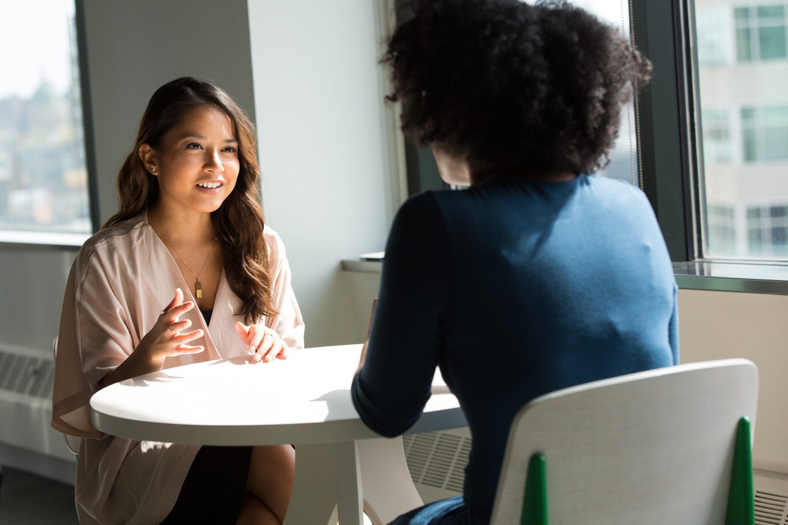 5 Phases of Social Removing When You're Single